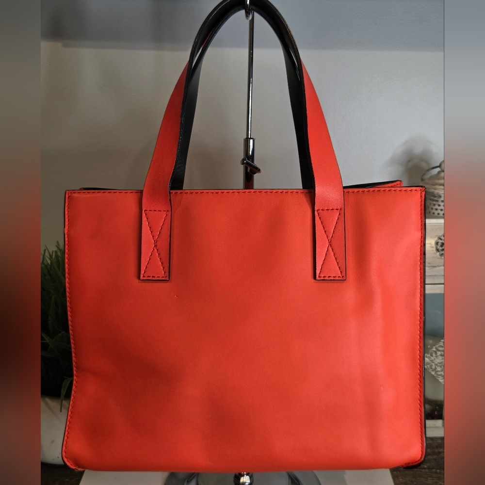 Kate Spade New York Brightspot Avenue Grayce Tote Storybook Lining - Picture 2 of 15